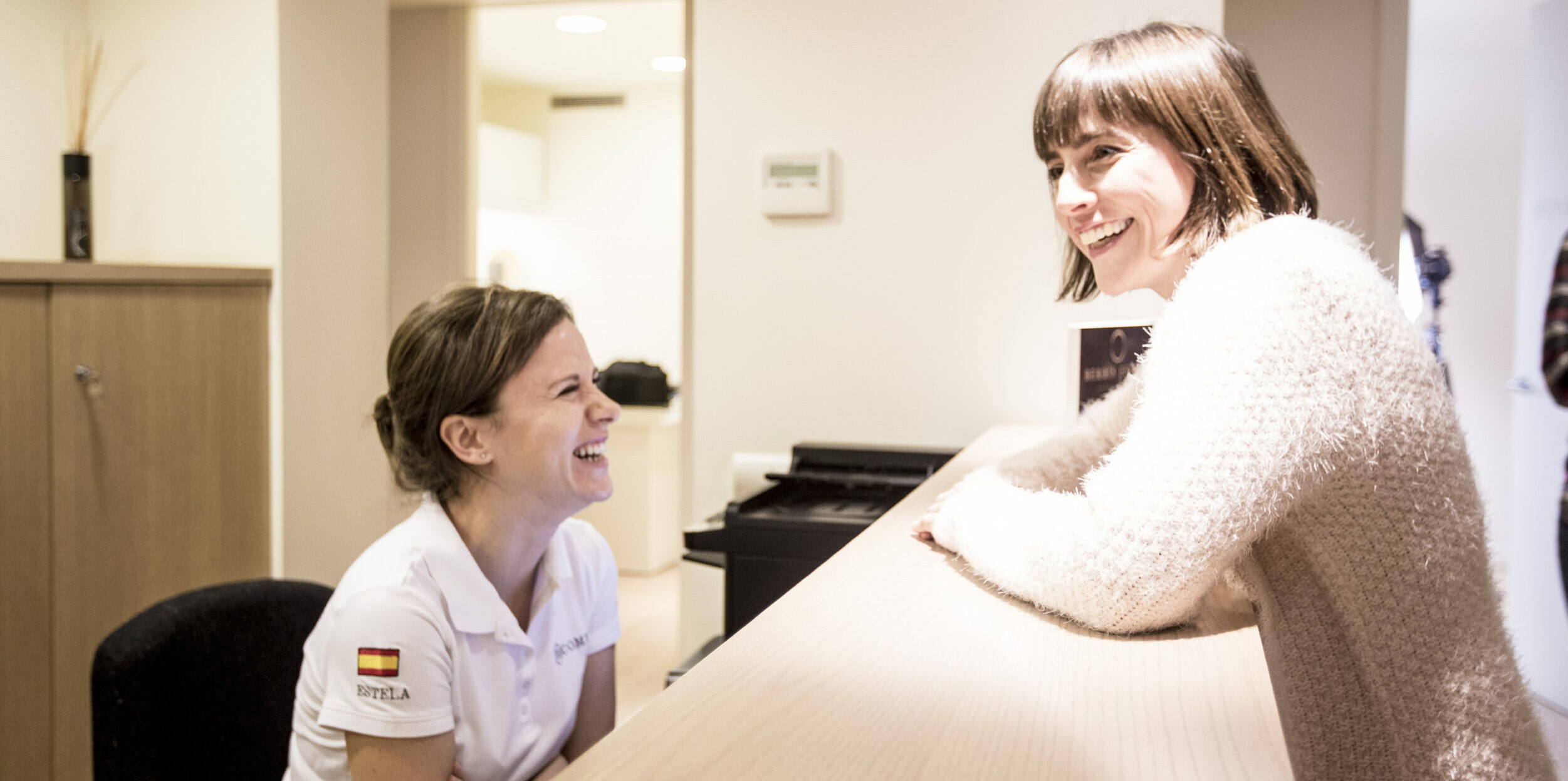 Transformación estética con carillas dentales en Clínica Berbís Estela, Castellón